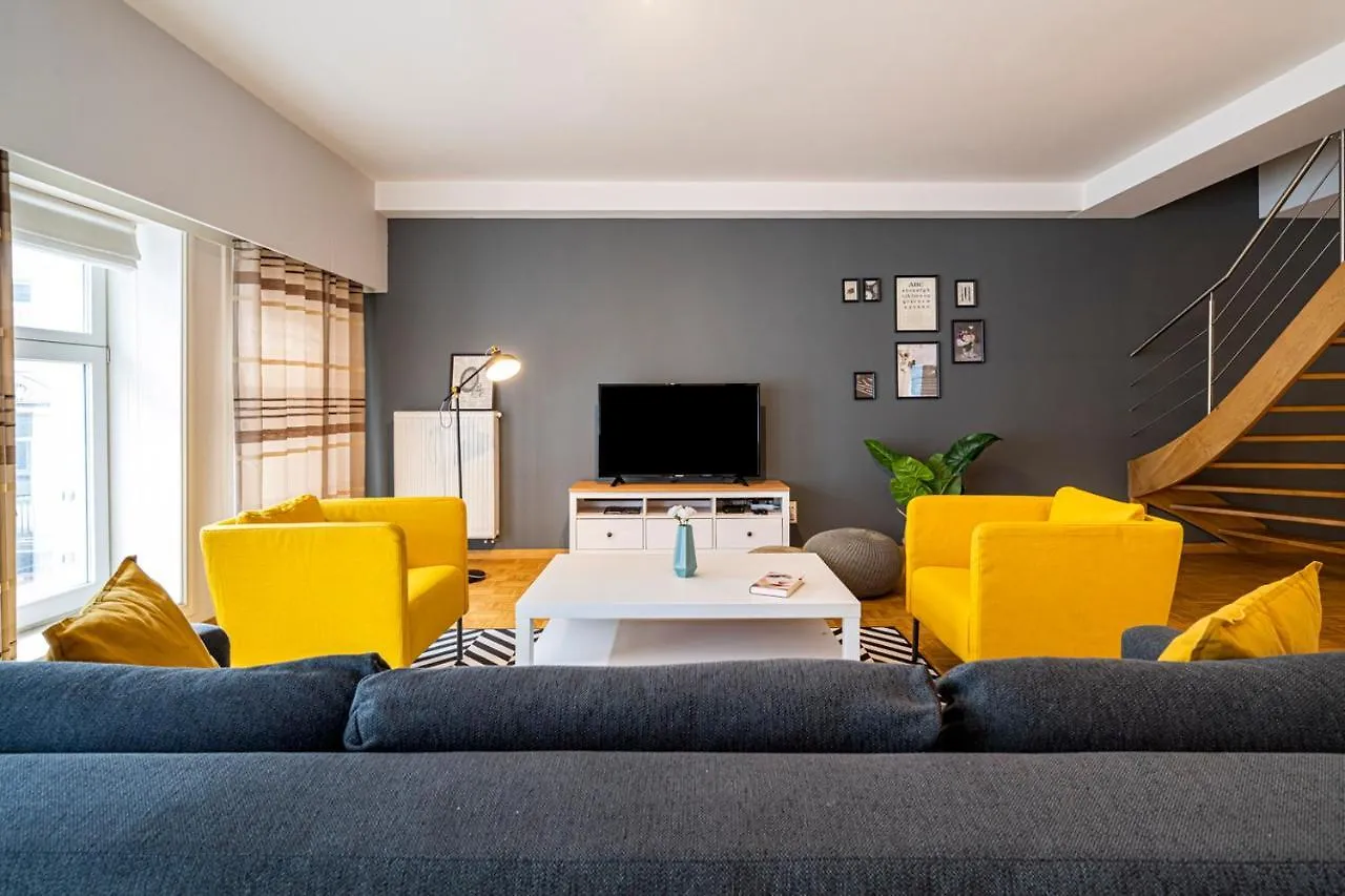 Smartflats - Central Ghent Apartment