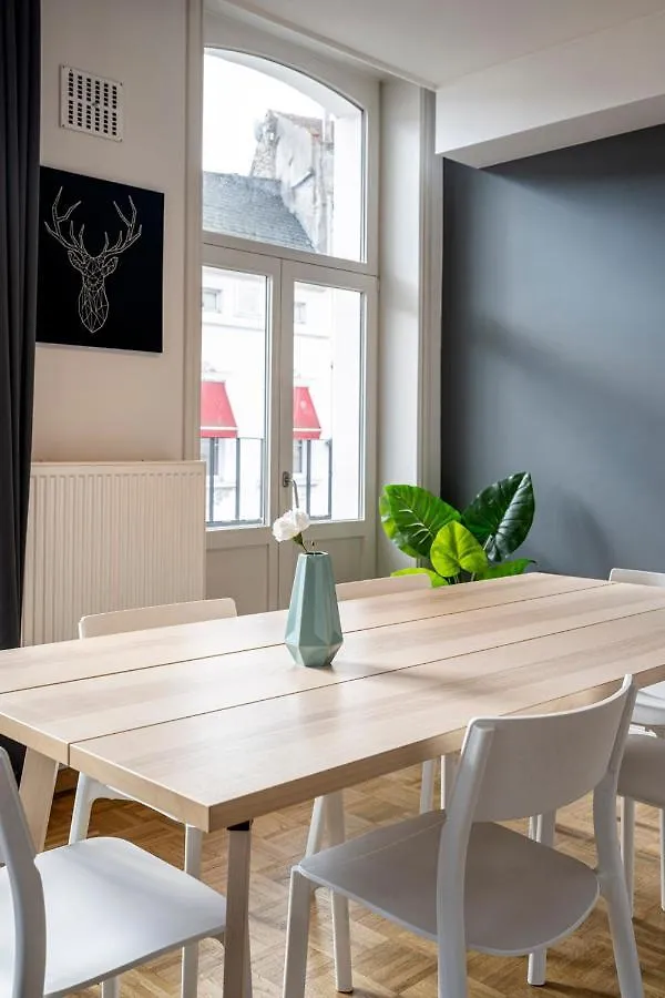 Smartflats - Central Ghent Apartment