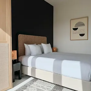  Apartment 3 Luxury Design With Airconditioning, Close To St-pieters Station